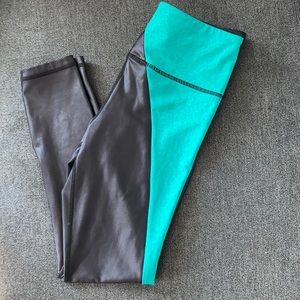 Zyia Active Jade Stone Leggings
